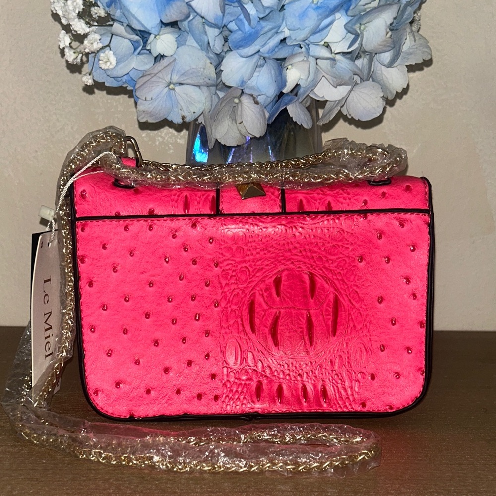 NWT Hot Pink Women's Crossbody Bag with Stud Accent - Picture 3 of 7